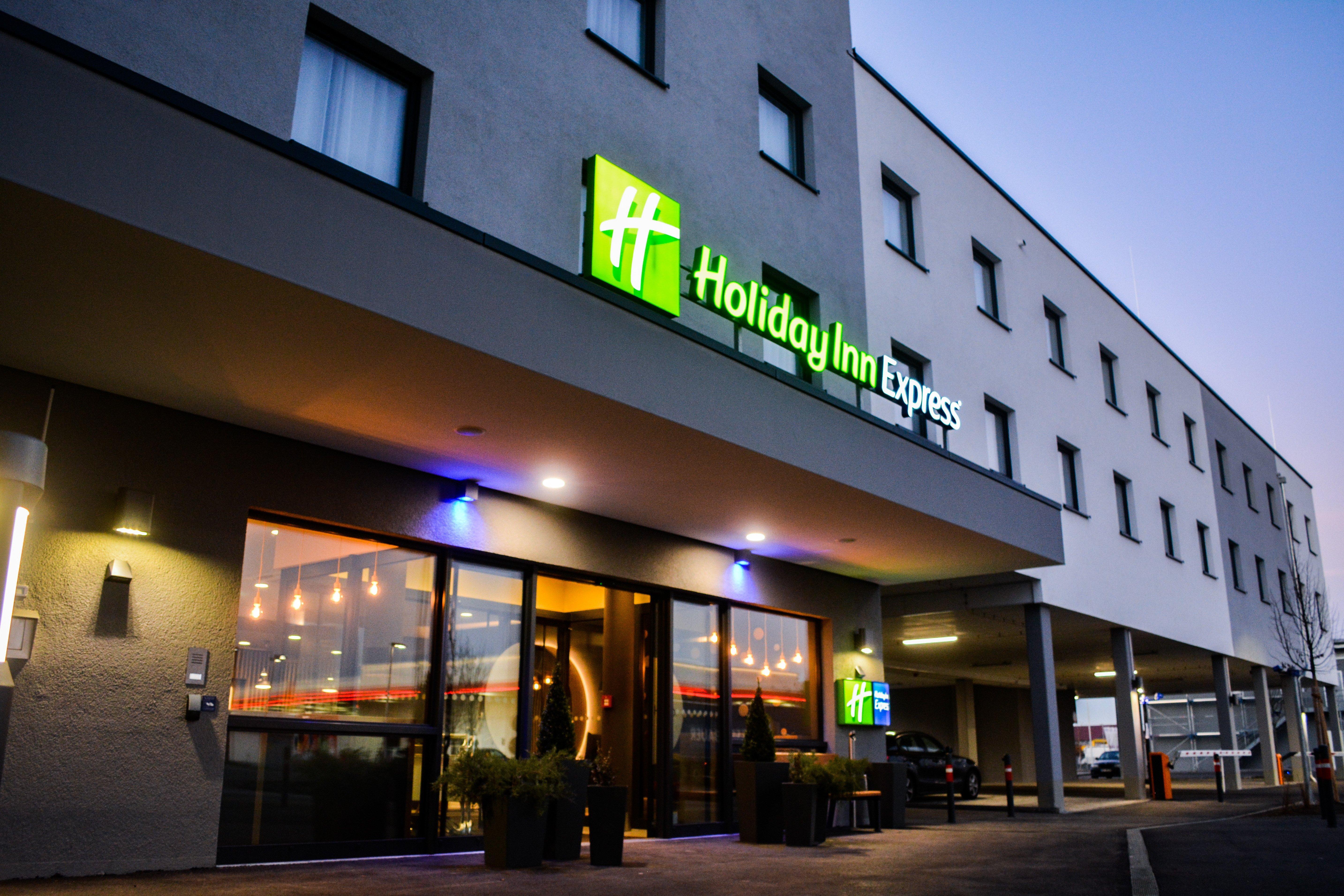 Holiday Inn Express Munich - Olching, An Ihg Hotel Zewnętrze zdjęcie